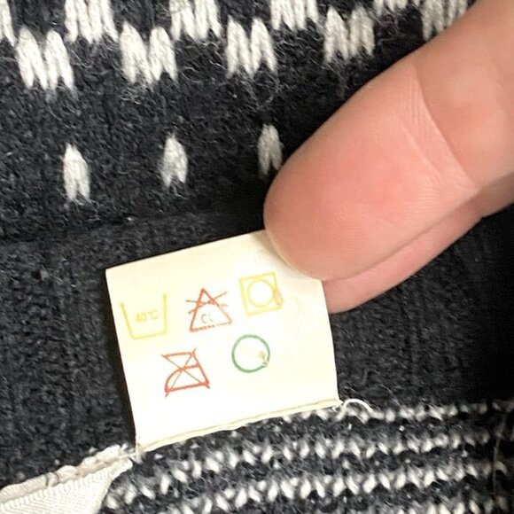 Vintage Entourage Black White Knit Dad Sweater M - Picture 4 of 8